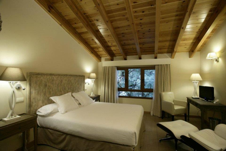 Hotel Rural Las Rozuelas 세르세디야 객실 사진