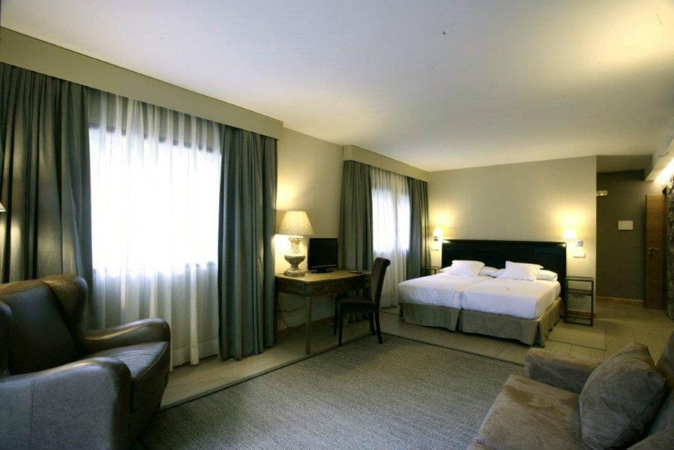 Hotel Rural Las Rozuelas 세르세디야 객실 사진